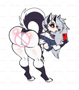 Loona Big Butt Selfie